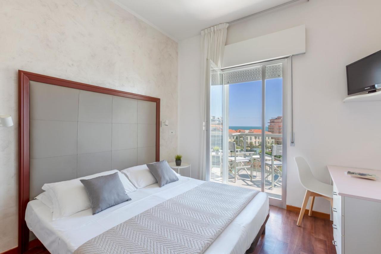 Hotel Imperiale Cattolica Extérieur photo